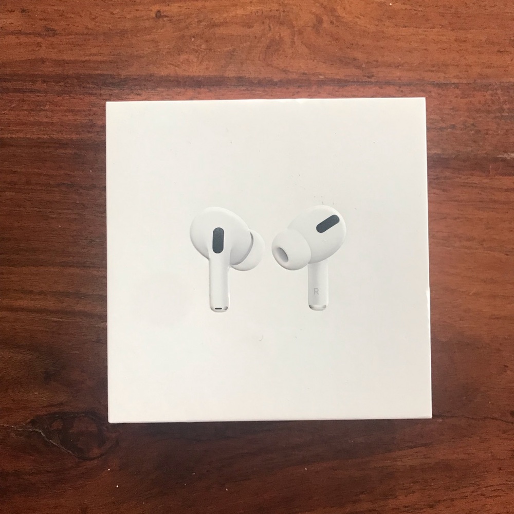 AirPods Pro with MagSafe Charging Case New/Never Used